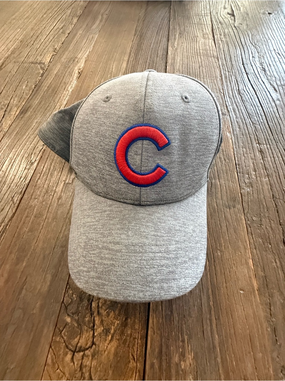 Under Armour Gray Cubs Baseball Hat
